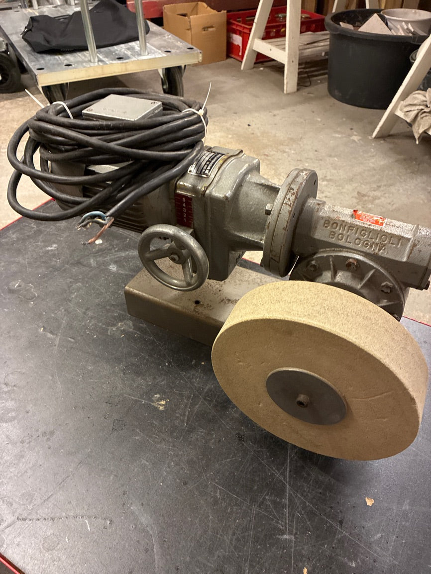 Vandslibemaskine kraftig